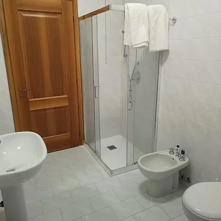 Carlotta Apartmán Terst